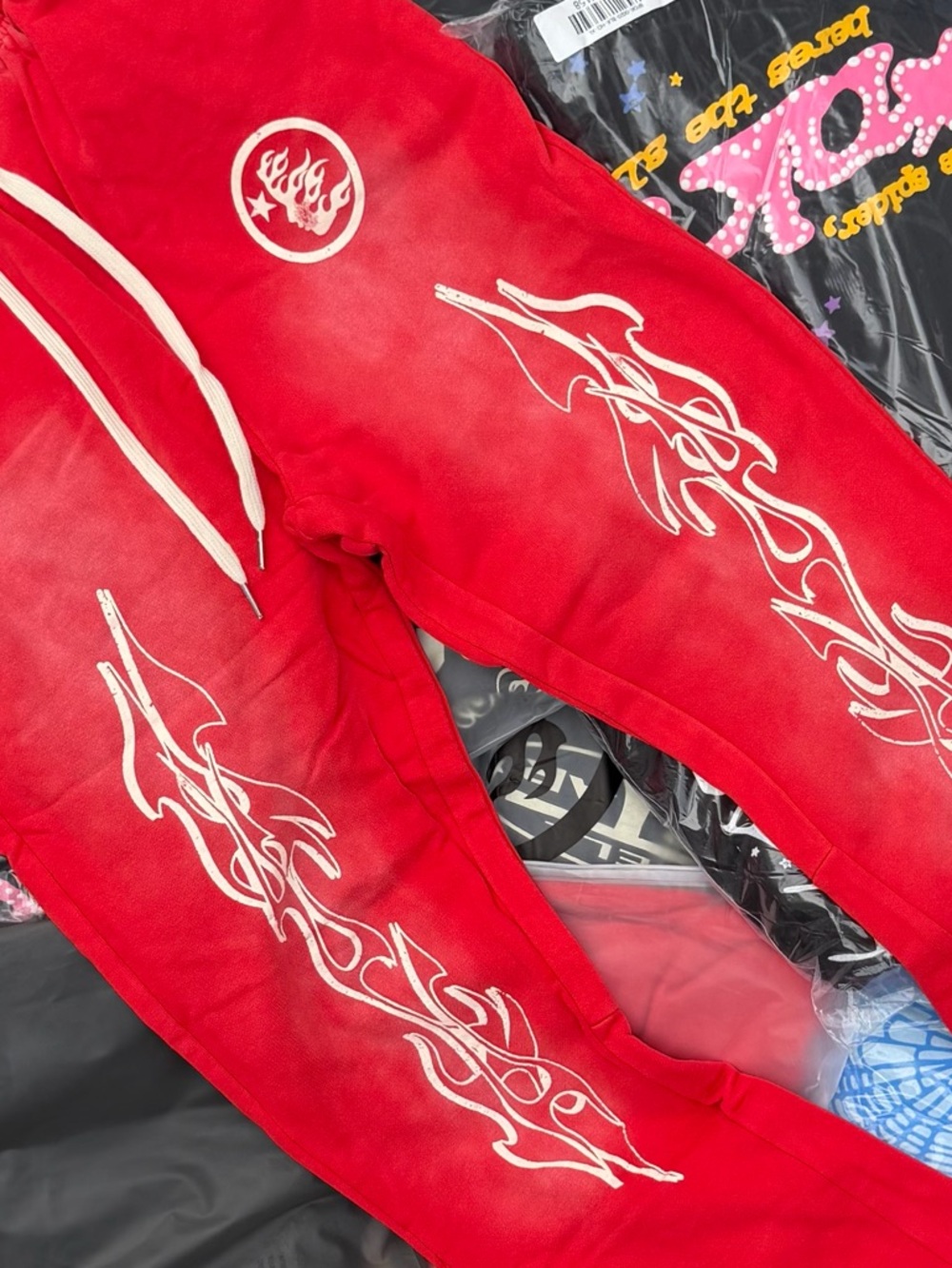 Hellstar Red Sweats - Picture 2 of 2